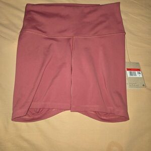 High-Waisted Cedar Shorts (color 661)
